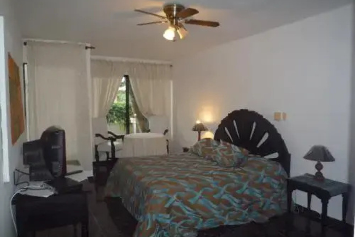 Room 3 of 11