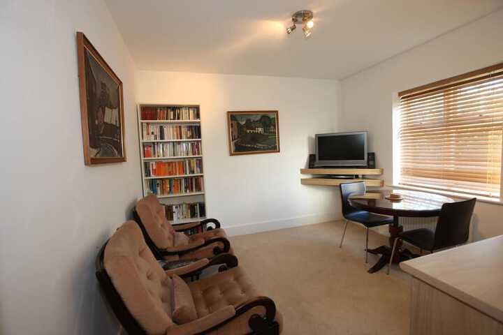 Room 14 of 28
