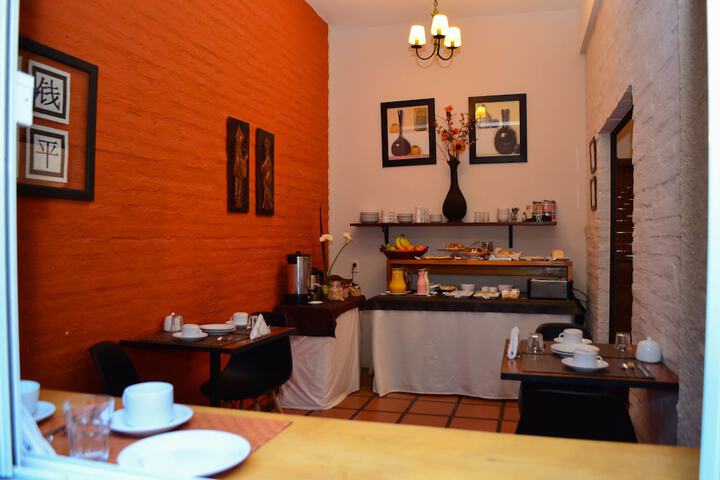 Breakfast/Coffee Service 15 of 24