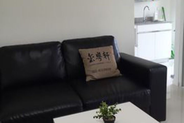 Room 10 of 10