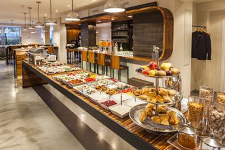 Breakfast/Coffee Service 9 of 46