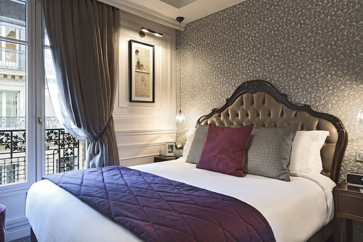 Room 8 of 49