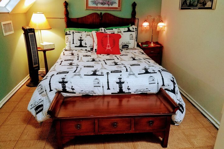 Room 26 of 53