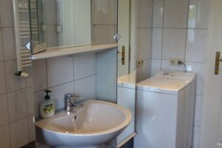 Room 14 of 121