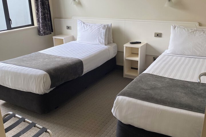 Room 20 of 35