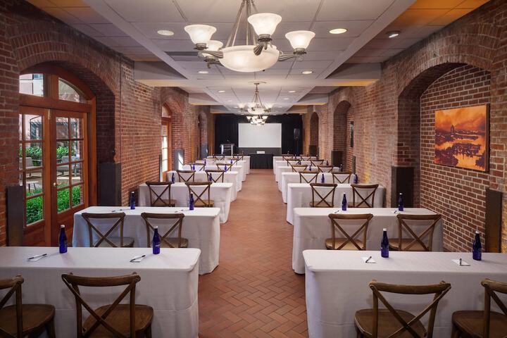 Meeting facility
