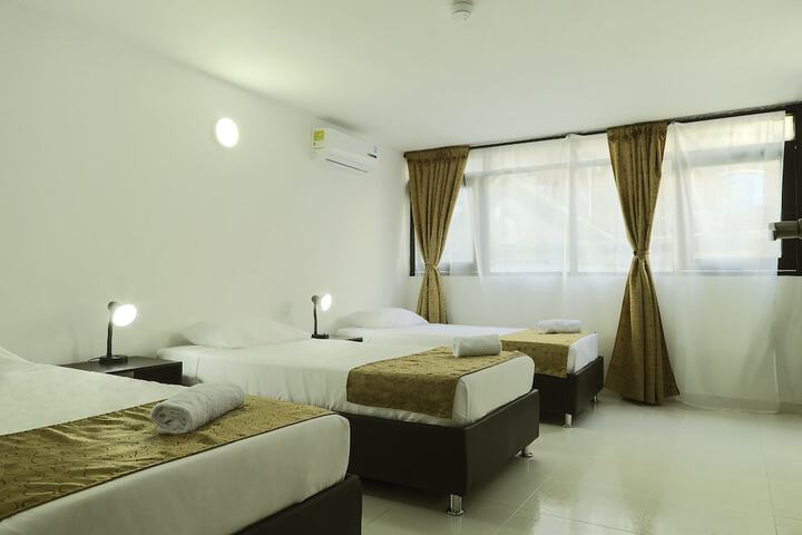 Room 4 of 23