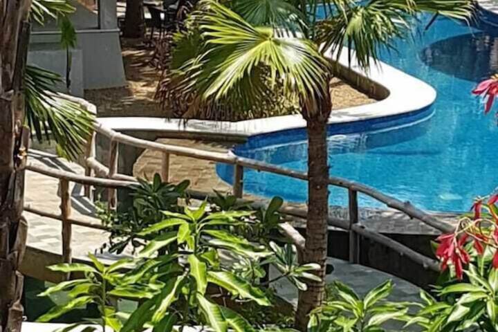 Pool 72 of 90