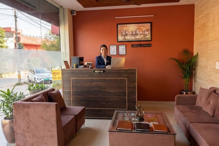 Hotel Radhe Radhe Near Jaipur Airport