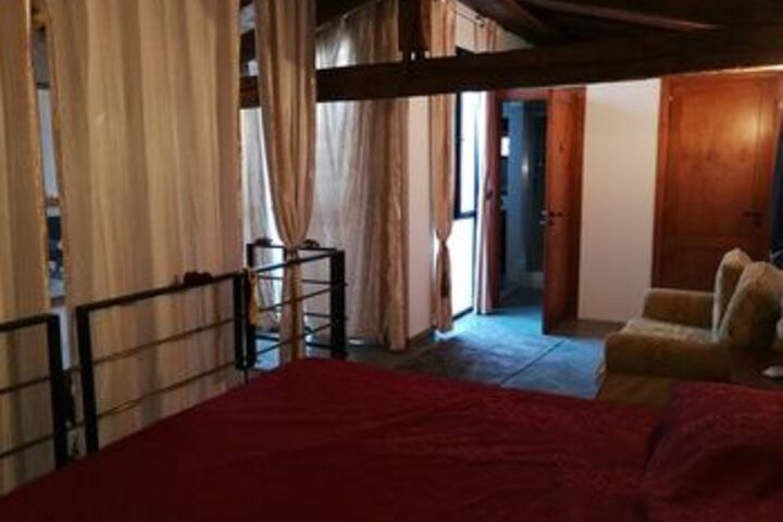 Room 7 of 22