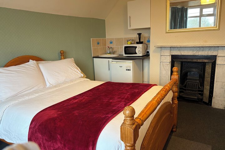 Room 7 of 73