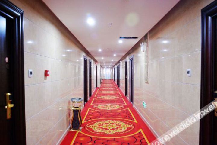 Hotel Interior 5 of 24