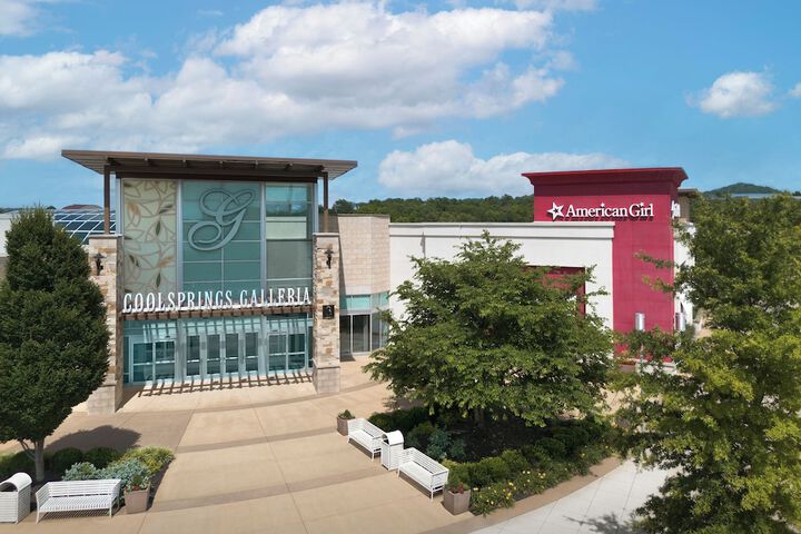 Shopping mall