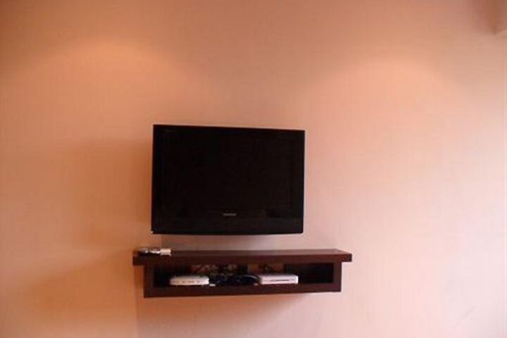 Room 13 of 35