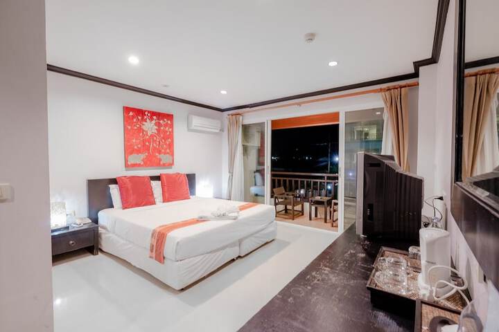 Room 14 of 35