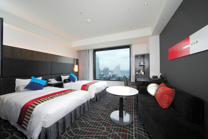 Room 9 of 62