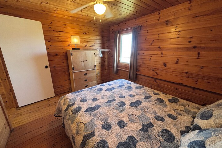 Room 7 of 30