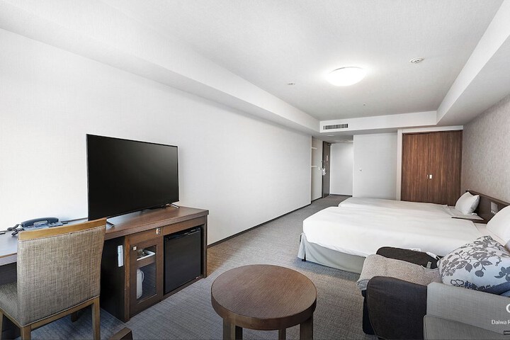 Room 29 of 77