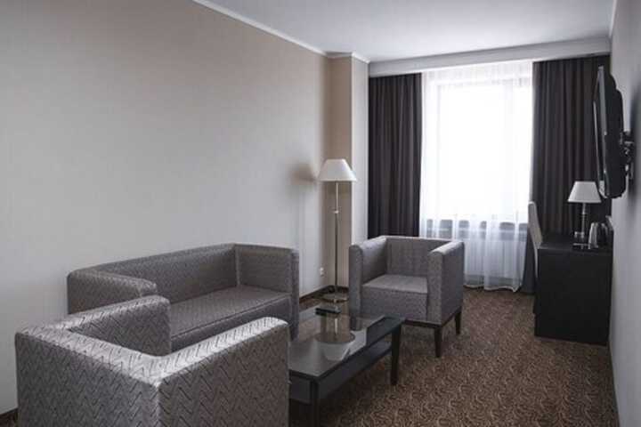 Room 21 of 49