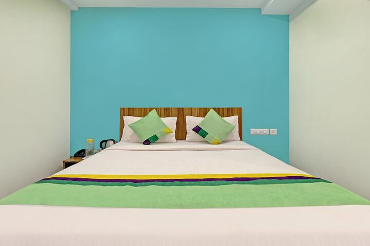 Room 16 of 42