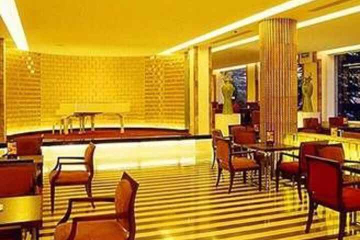 Dining 136 of 143