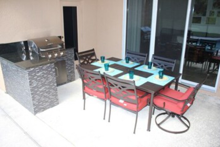 Terrace/Patio 31 of 32