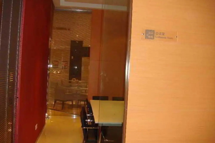 hotel_rooms