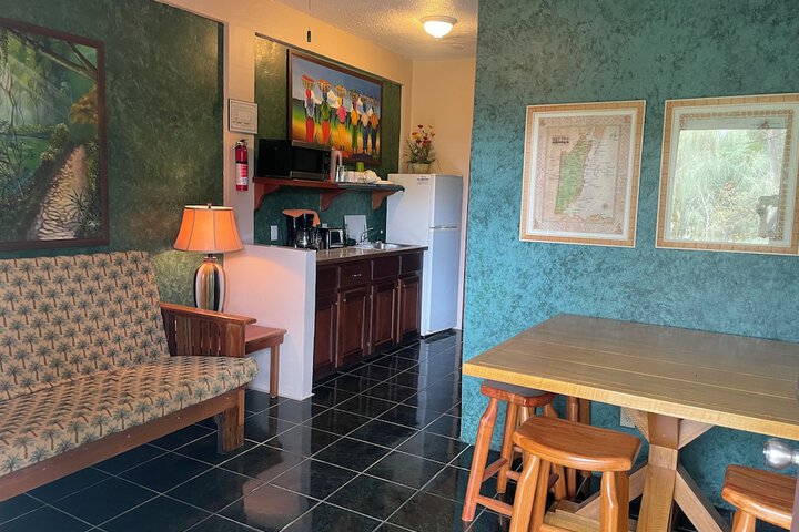 Room 4 of 88