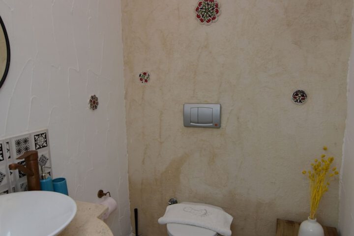 Room 43 of 54
