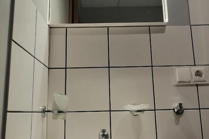 Room 40 of 46
