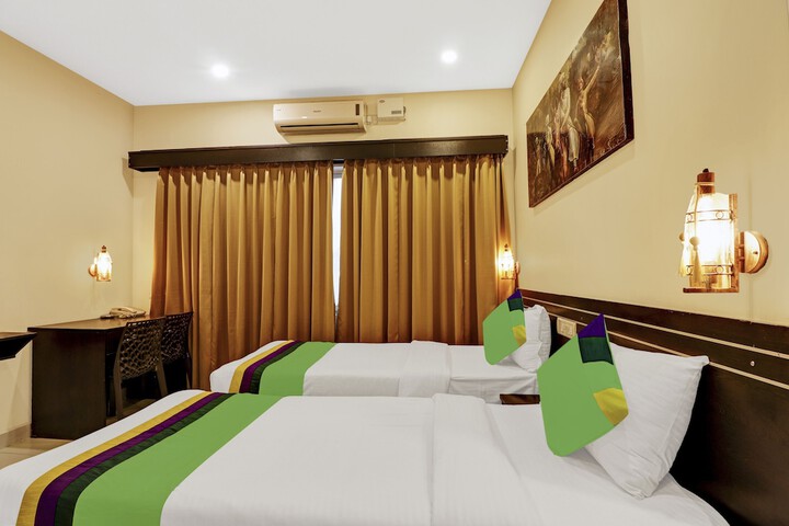 Room 21 of 37