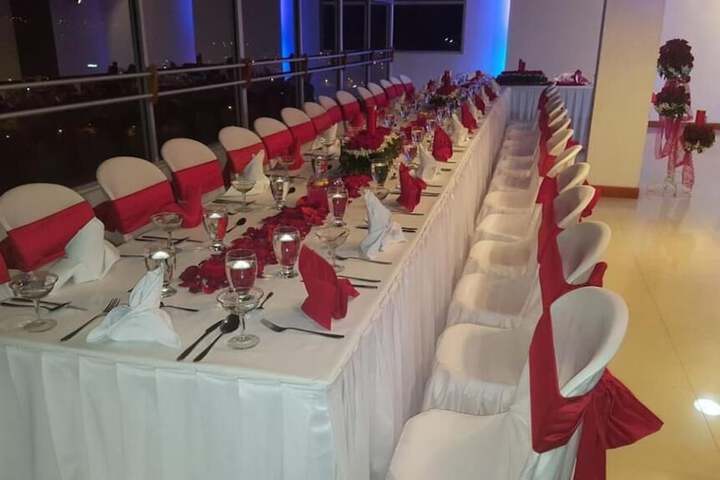 Ballroom/Hall 21 of 22