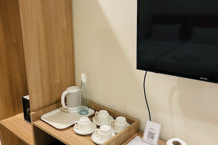 Room 15 of 34