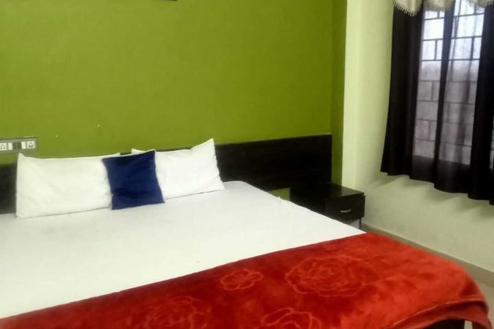 Room 3 of 6