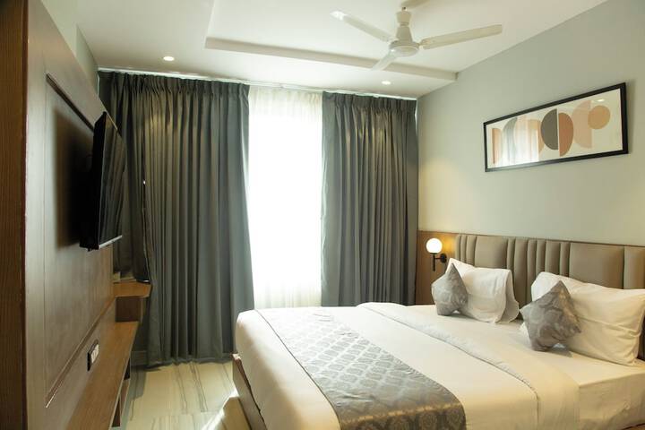 Room 8 of 29