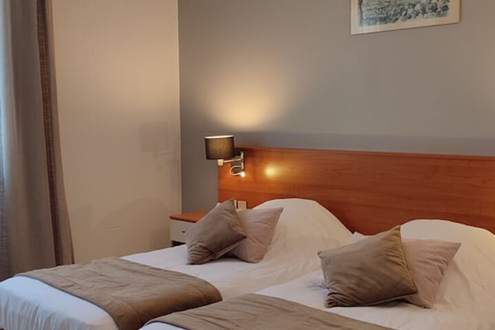 Room 20 of 35