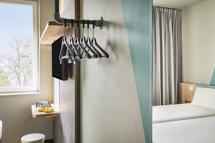 Room 20 of 47
