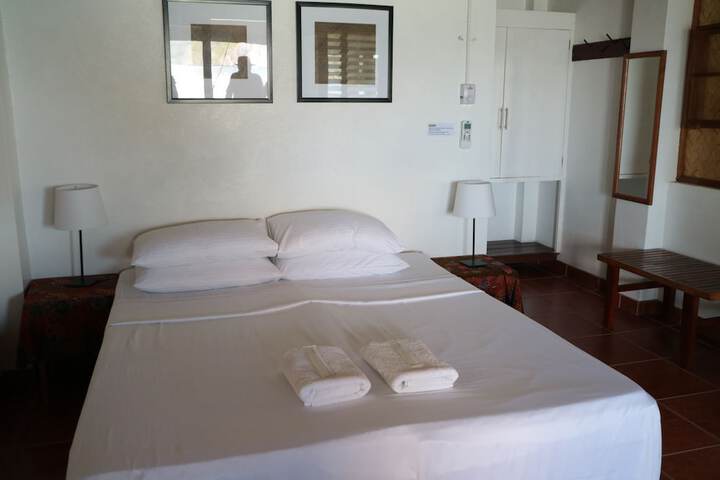 Room 6 of 71