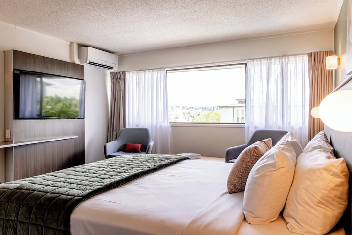 Room 45 of 138