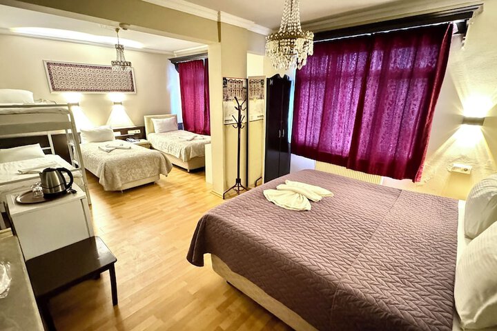 Room 22 of 132