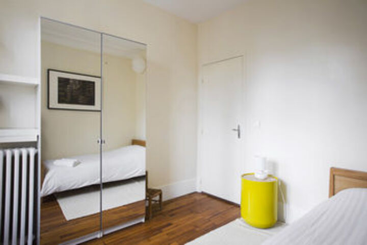 Room 60 of 168
