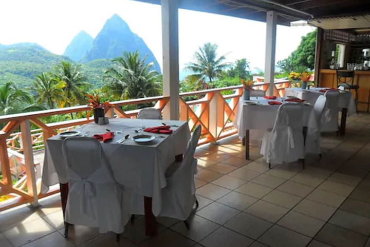Dining 116 of 139