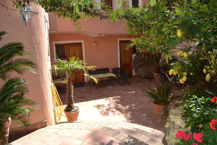 Terrace/Patio 29 of 41