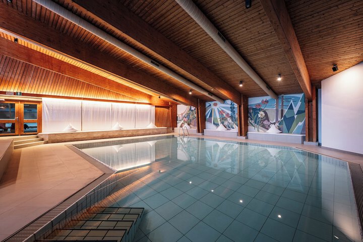 Pool 54 of 145
