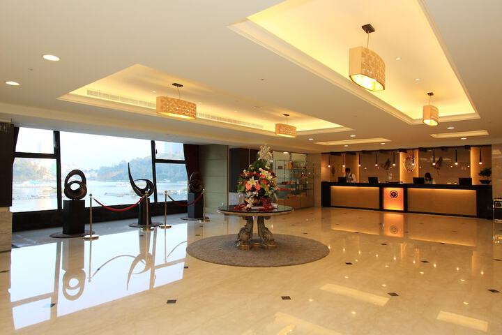 Hotel Interior 6 of 90
