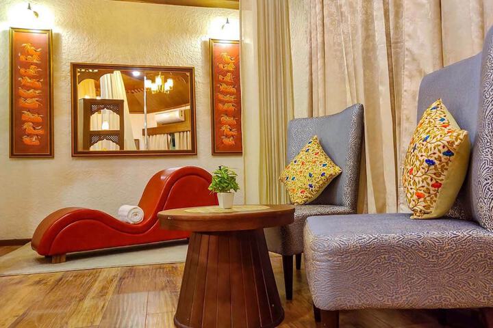 Room 27 of 150