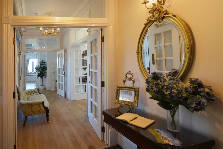Hotel Interior 7 of 187