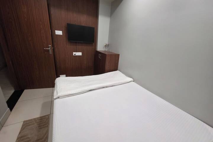 Room 31 of 59