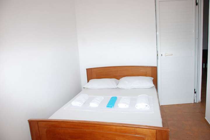 Room 22 of 45