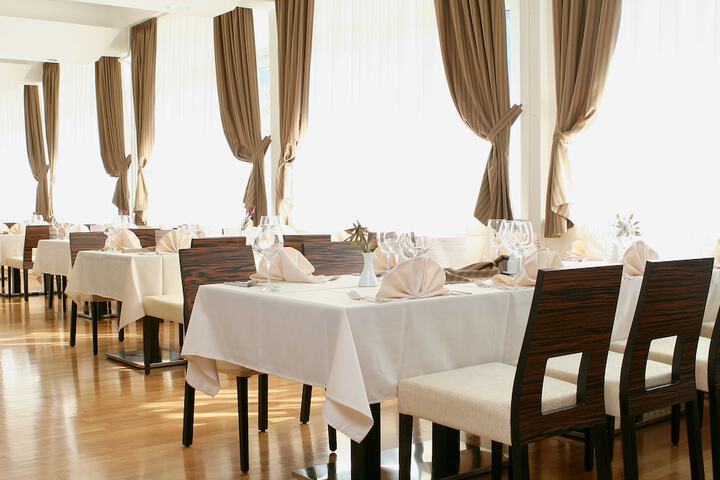 Dining Photos